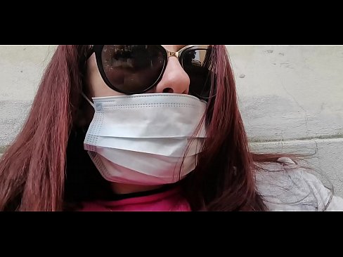 ❤️ Nicoletta es venja del seu veí i fa pipí al seu garatge (Quarentena italiana especial Covid19) Porno anal a nosaltres ❌️❤
