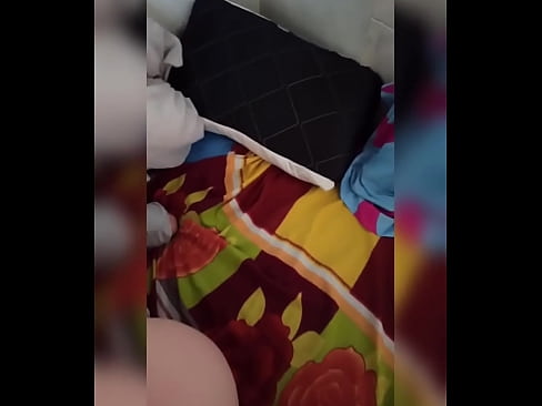❤️ La meva companya de pis es queda sola a casa perquè el seu marit se'n va de vacances i jo aprofito per follar-la i omplir-li el cul de llet Porno anal a nosaltres ❌️❤